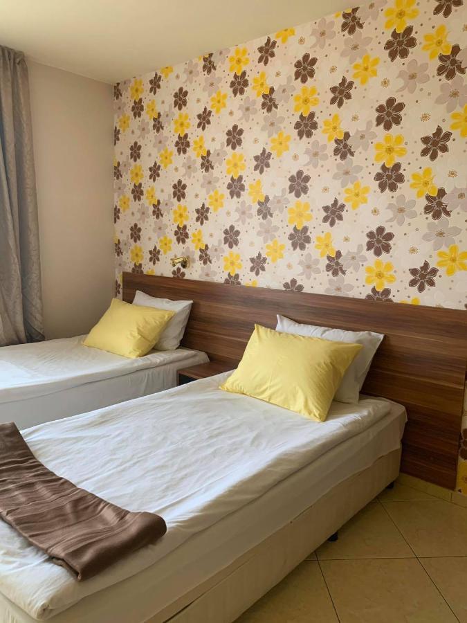 Семеен хотел Брилянс - Family Hotel Brilliance Варна Экстерьер фото