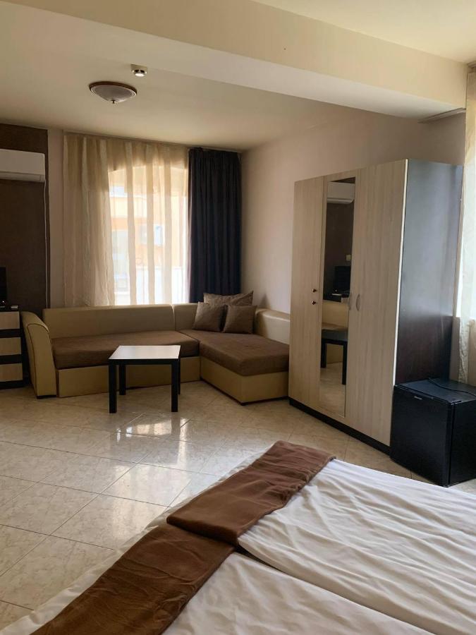 Семеен хотел Брилянс - Family Hotel Brilliance Варна Экстерьер фото